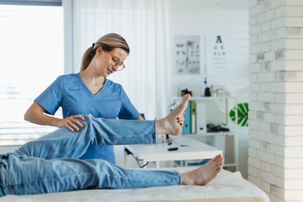 Orthopédiste à Paris : votre expert pour un genou en santé